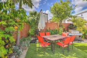 Private Yard | Outdoor Dining Area | Gas Grill