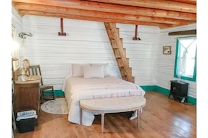 Cabin main floor with queen bed