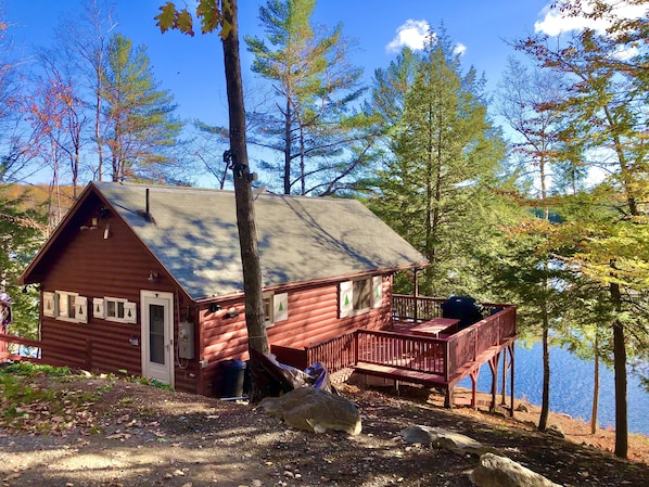 An October morning at the Guest Lodge (2021), just 40 feet from Santa Claus Lake