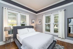 Enjoy a relaxing nap in bedroom 2 after a day of exploring the city.