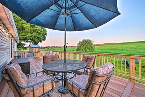 Furnished Deck | Unique Sunset & Sunrise Views