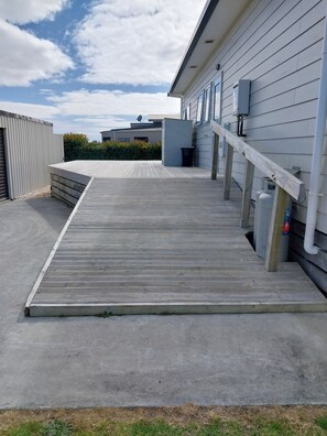 Back deck and ramp