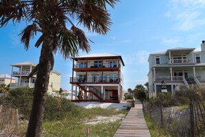 Direct Beach Access on Boardwalk