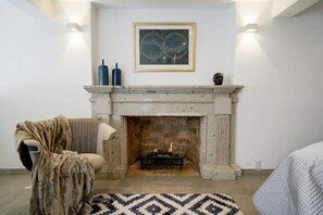 Chimenea en tu loft / Indoor fireplace