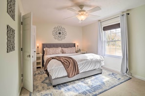 King sized mattress in the master bedroom with en suite bath. 