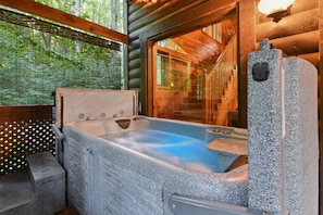Bain à remous intérieur