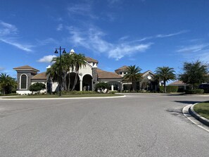 Wonderful clubhouse at Lakewood National. 