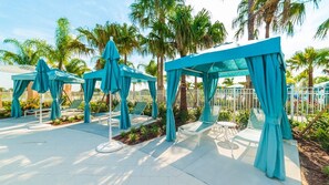 Beautiful 4 bed 3 bath villa located in Solara Resort