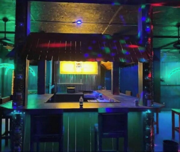 Bar (in der Unterkunft)