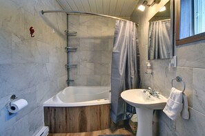 Bathroom with bath tub