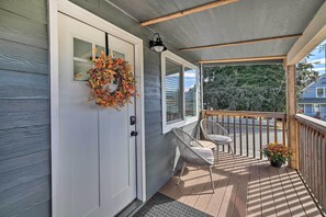 Covered Balcony | Keyless Entry