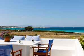 Upstais balcony with sea view