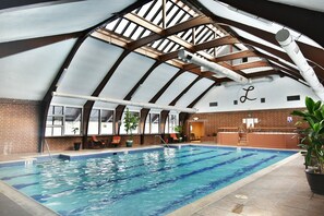 Big Indoor Heated Pool - Big Indoor Heated Pool