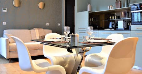 Profitez de repas conviviaux et chaleureux