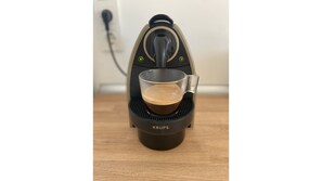 Kaffee und/oder Kaffeemaschine