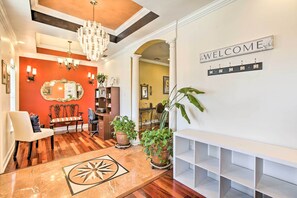Mudroom | Laptop-Friendly Workspace