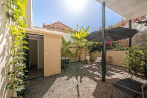 Ourmadeira Apartments In Madeira Vintage Garden Apartment Courtyard Garden And Laundry