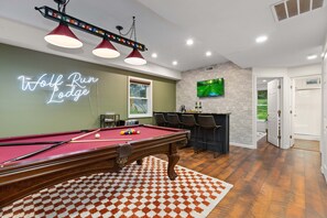 Game room