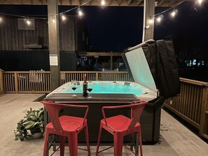 7 Person Hydrotherapy Spa