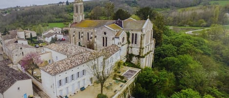 Apartment in ancient convent