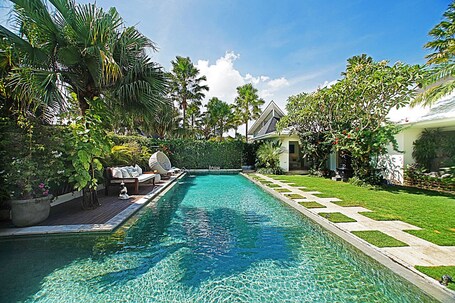20m lap pool