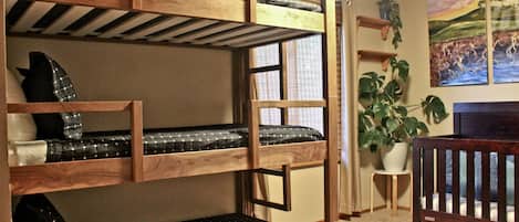 The Kid's Room: triple bunk & crib