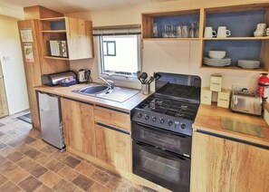 Gold Plus 2 No Pet - Woodland Vale Holiday Park, Ludchurch, Nr Saundersfoot