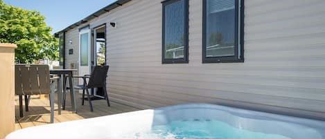 Whitesands 3 - Meadow House Holiday Park, Summerhill, Amroth