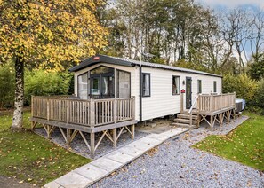 Pembroke 3 - Noble Court Holiday Park, Narberth