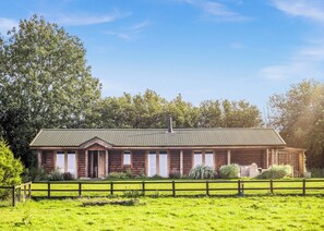Pivotal - Sun Hill Lodges, Constable Burton