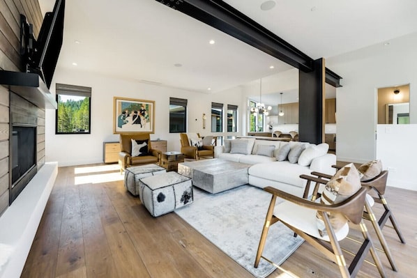 Cozy living room with surround sound and smart tv.