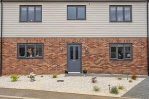 Welcome to Sandpiper House, Ingoldisthorpe