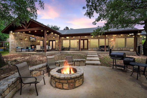 Whether you're roasting marshmallows, sharing stories with loved ones, or simply basking in the warmth of the fire, this picture-perfect spot is sure to make memories that will last a lifetime!