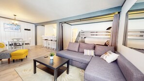 Home Decor, Furniture, Living Room, Indoors, Table
