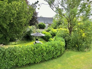 The 'Secret Garden" Peaceful & Private