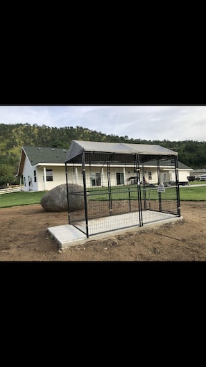 Enceinte de l’hébergement