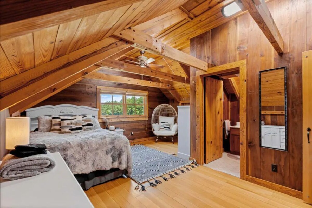 Cozy Cabin @James River; Live/Work/Play Experience