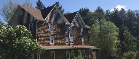 View of Gedney House from the road