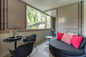 Vents can be opened or closed to access the studio balcony.
