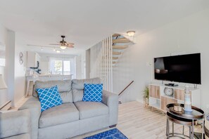 Living Area & TV | Stairs to Level 3
