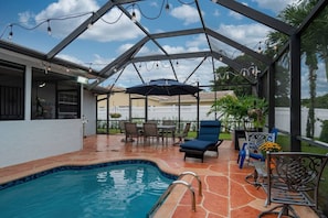 Dipping into a dream. This private pool is your own slice of paradise, a place to unwind in style and soak up the sun. ✨