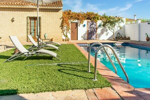 Holiday Home Swimming Pool