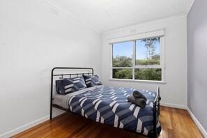 Bedroom with queen bed