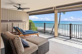 Oceanfront 2BR/2BA at Kona Nalu: Stunning Views, Ideal Location!