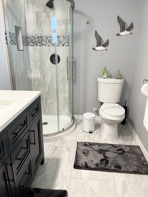 On-suite bathroom 