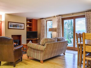 Living area | Over Brandelhow, Keswick