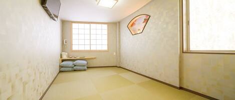 Spacious Japanese-style room