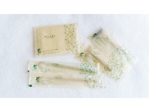 Bathroom amenities