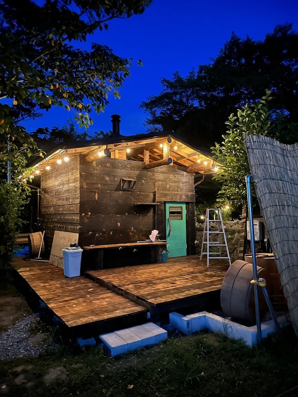 wood stove sauna