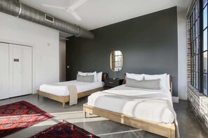 Bedroom (2 Queens)